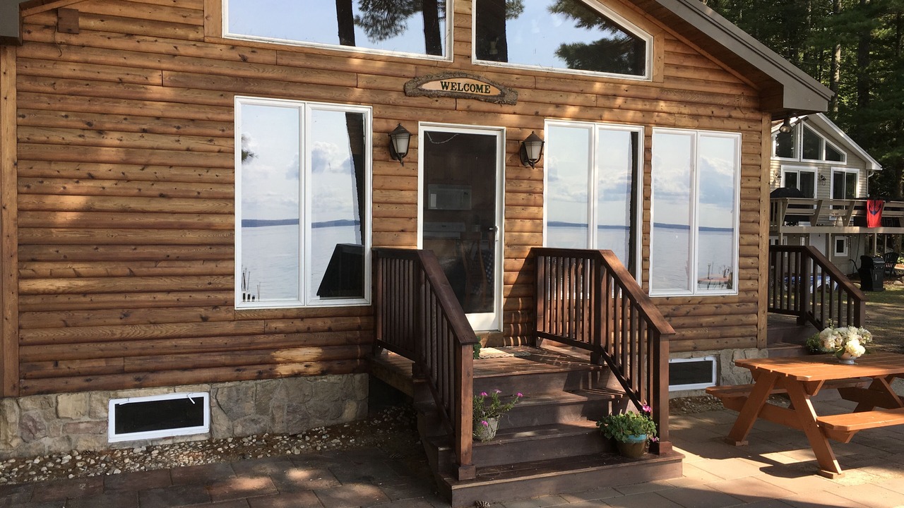 Photo of Patio Balcony in Thompson's Point