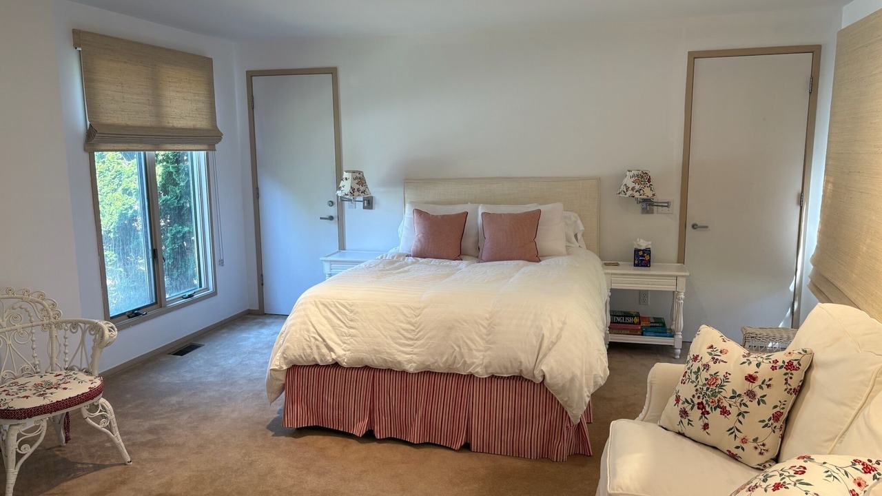 Photo of Bedroom in Sagaponack