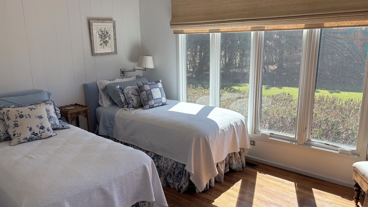 Photo of Bedroom in Sagaponack
