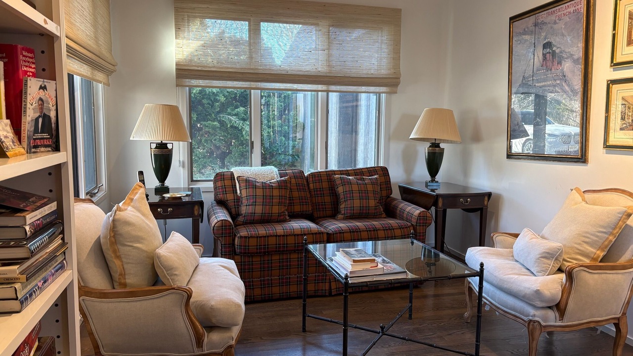 Photo of Livingroom in Sagaponack