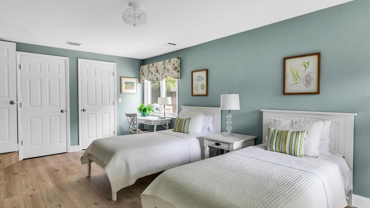 Photo of Bedroom in Avon