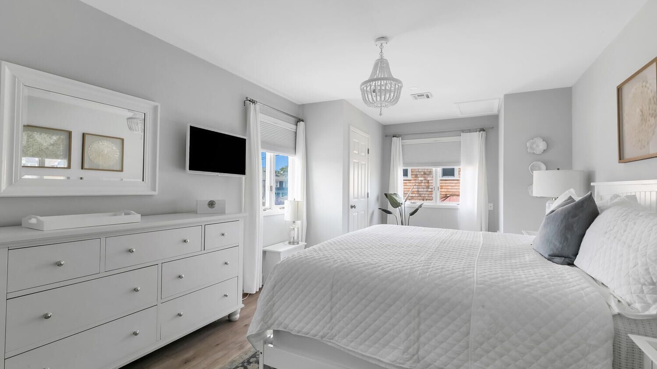 Photo of Bedroom in Avon