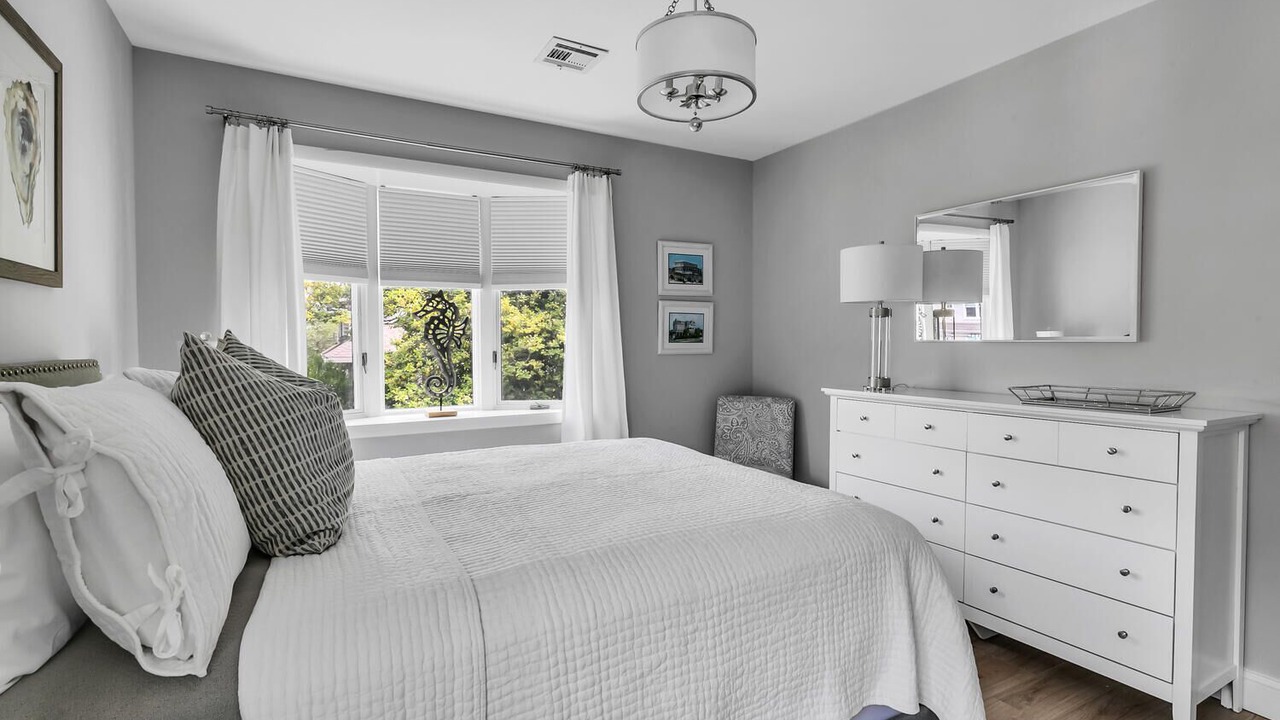 Photo of Bedroom in Avon