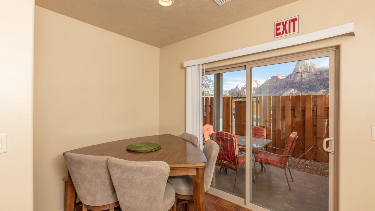 Photo of Livingroom in Zion National Park South Entrance