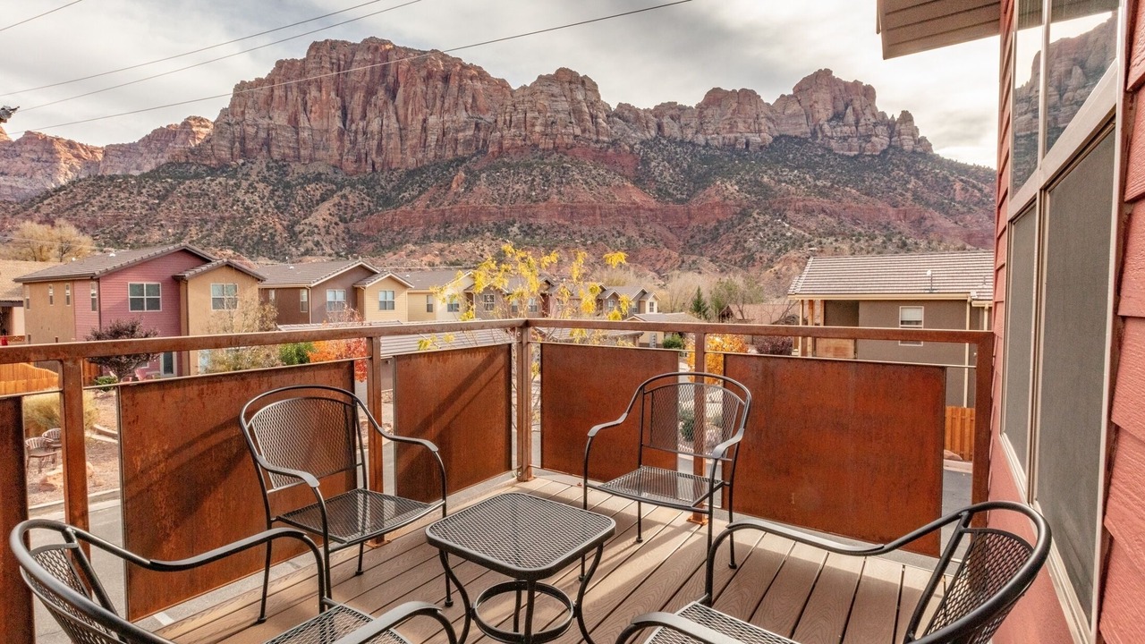 Photo of Patio Balcony in Zion National Park South Entrance