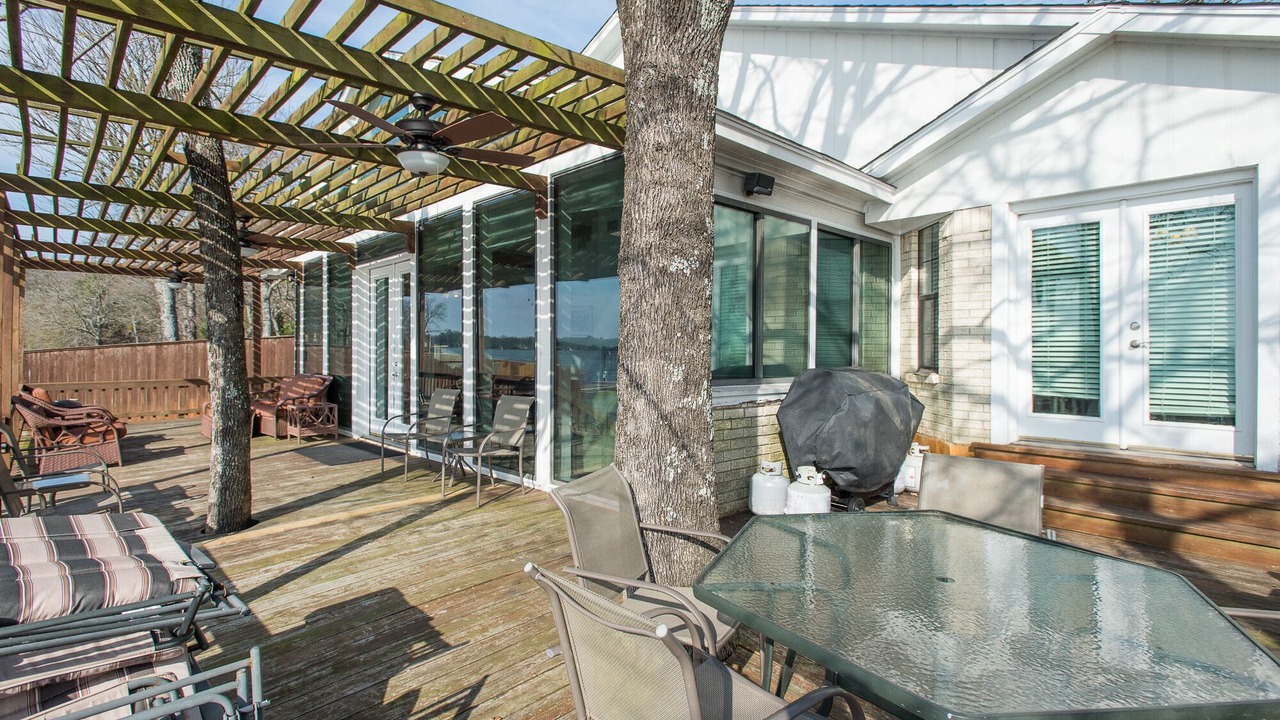 Photo of Outdoor in Enchanted Oaks
