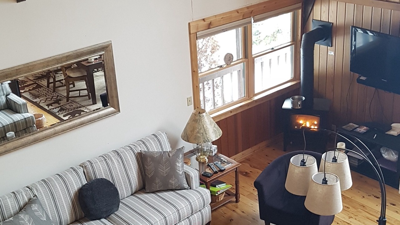 Photo of Bedroom in Chester Shores