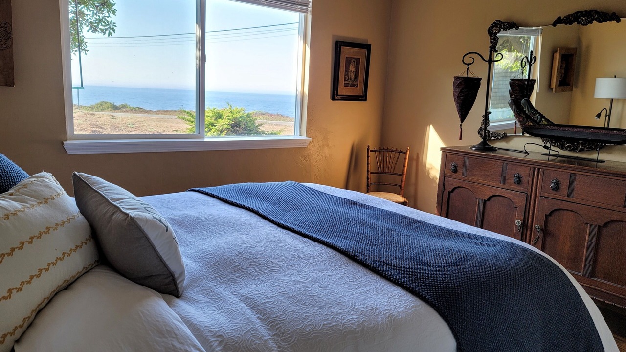 Photo of Bedroom in Bodega Bay