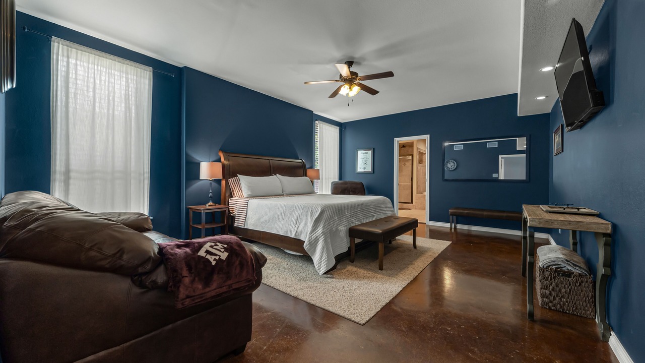 Photo of Bedroom in College Station