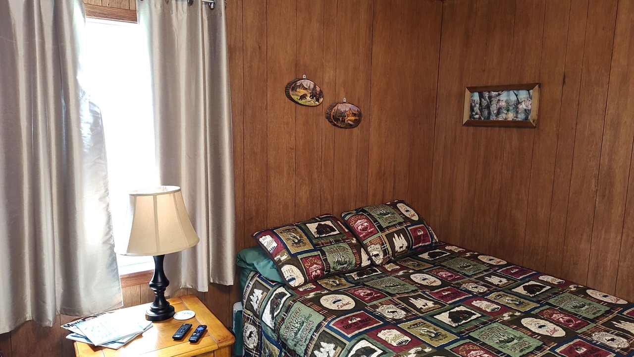 Photo of Bedroom in Bronson