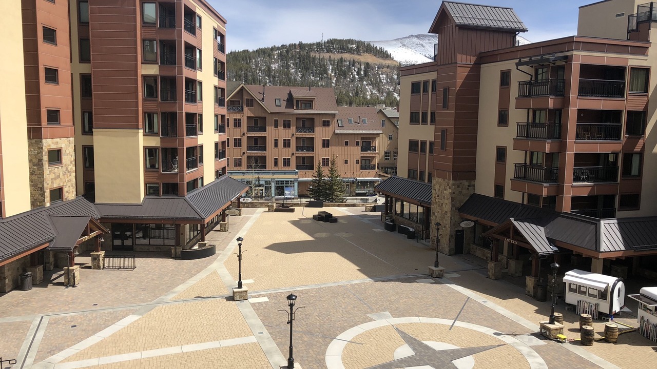 Photo of Patio Balcony in Peak 9