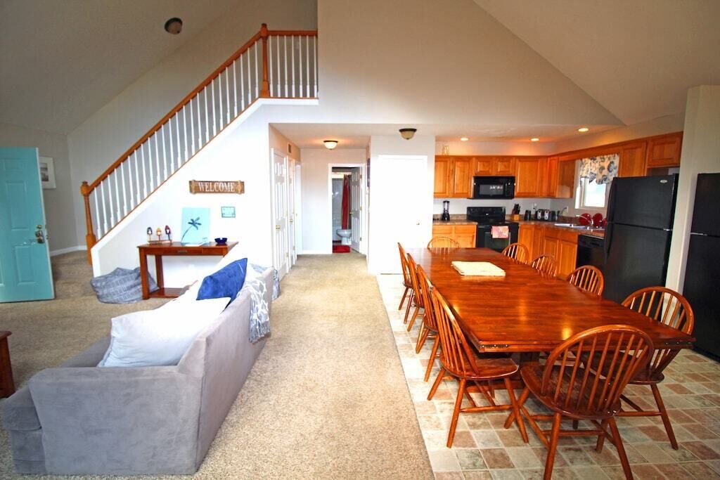 Photo of Bedroom in Lakeside Estates
