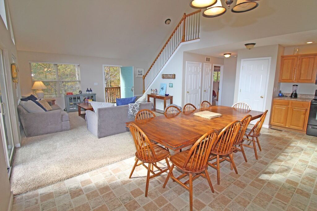 Photo of Others in Lakeside Estates
