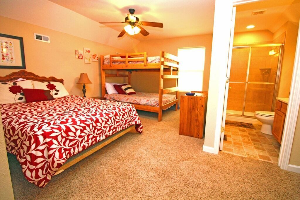 Photo of Bathroom in Lakeside Estates