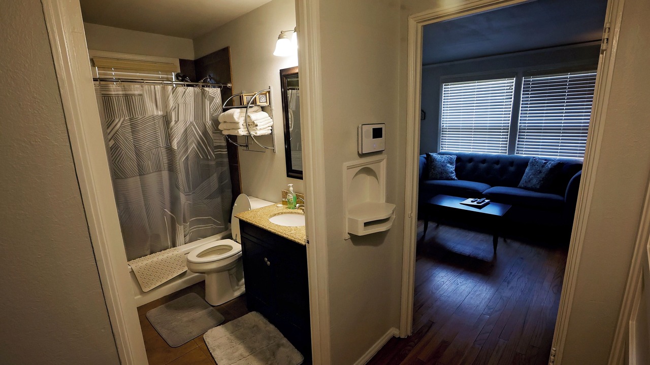 Photo of Bathroom in Hillcrest