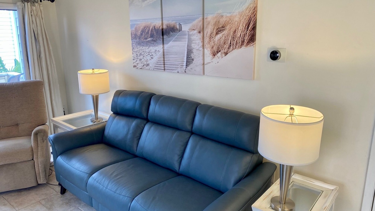 Photo of Livingroom in Butler Beach