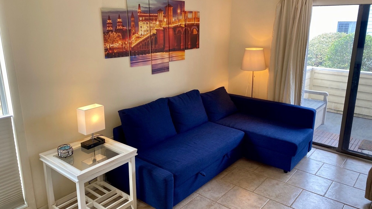 Photo of Livingroom in Butler Beach