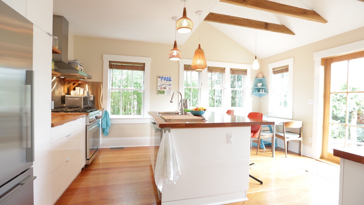 Photo of Others in Alberta Arts District