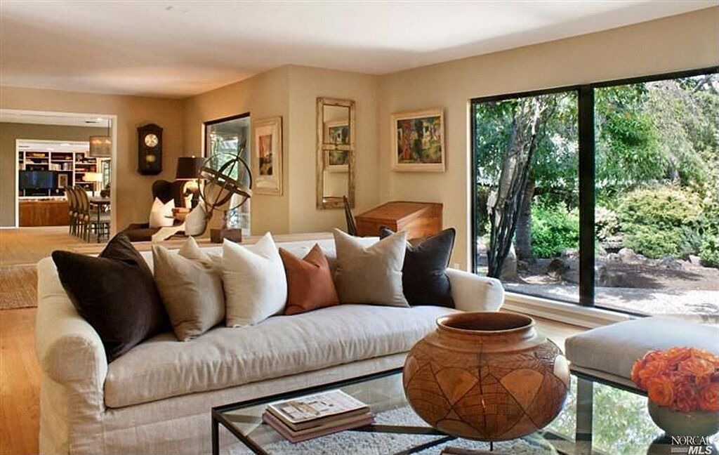 Photo of Livingroom in Eldridge