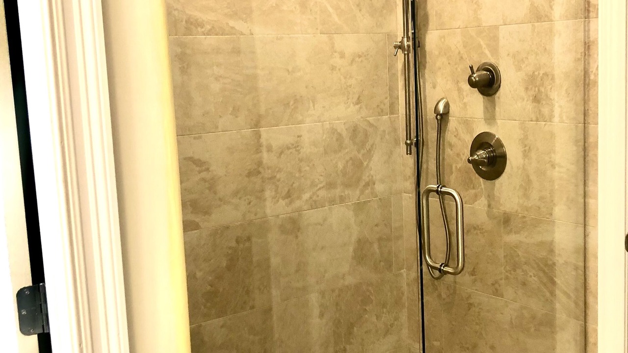 Photo of Bathroom in Dauphin Island