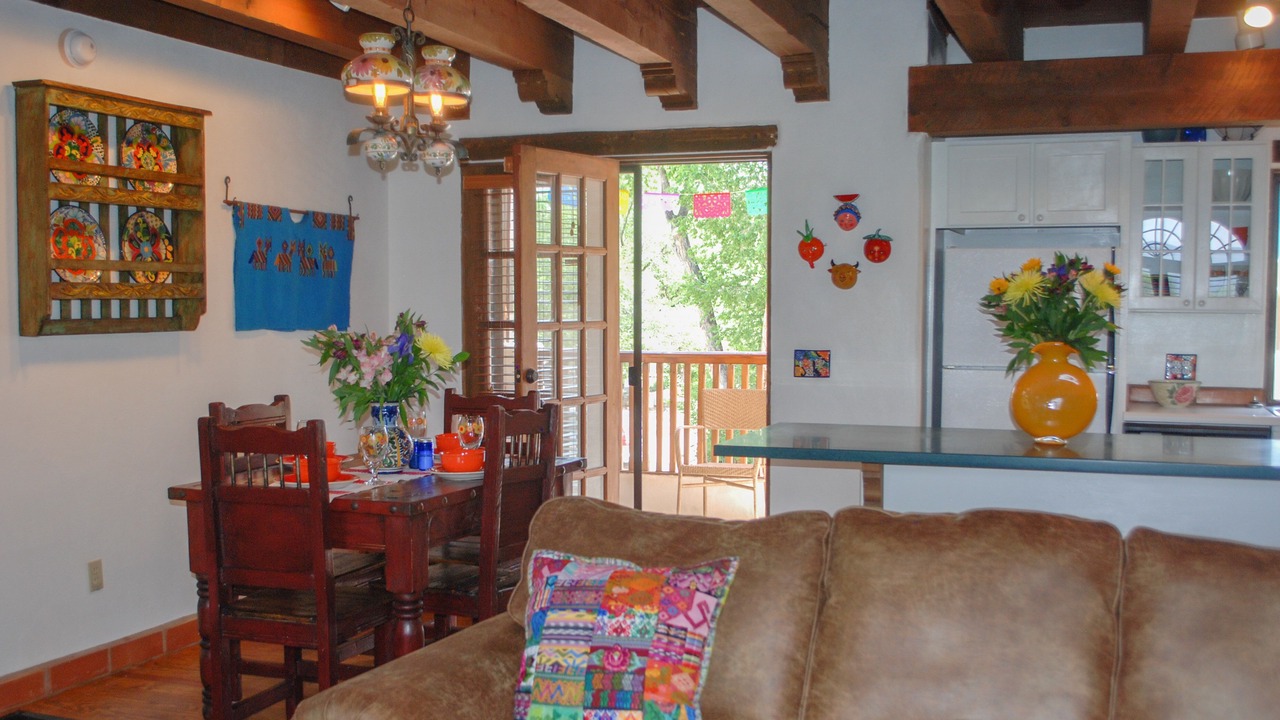 Photo of Livingroom in Taos