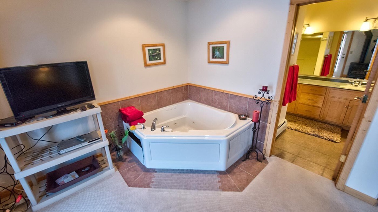 Photo of Bathroom in Tofte