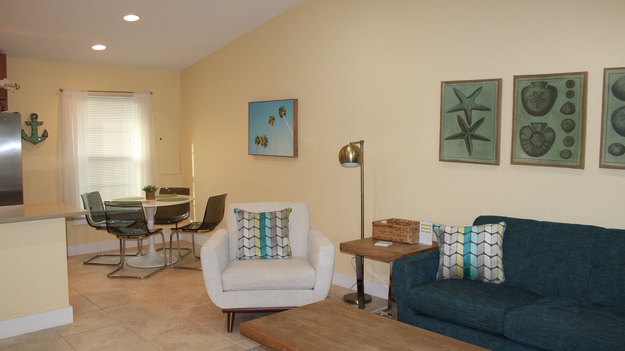 Photo of Livingroom in Bradenton Beach