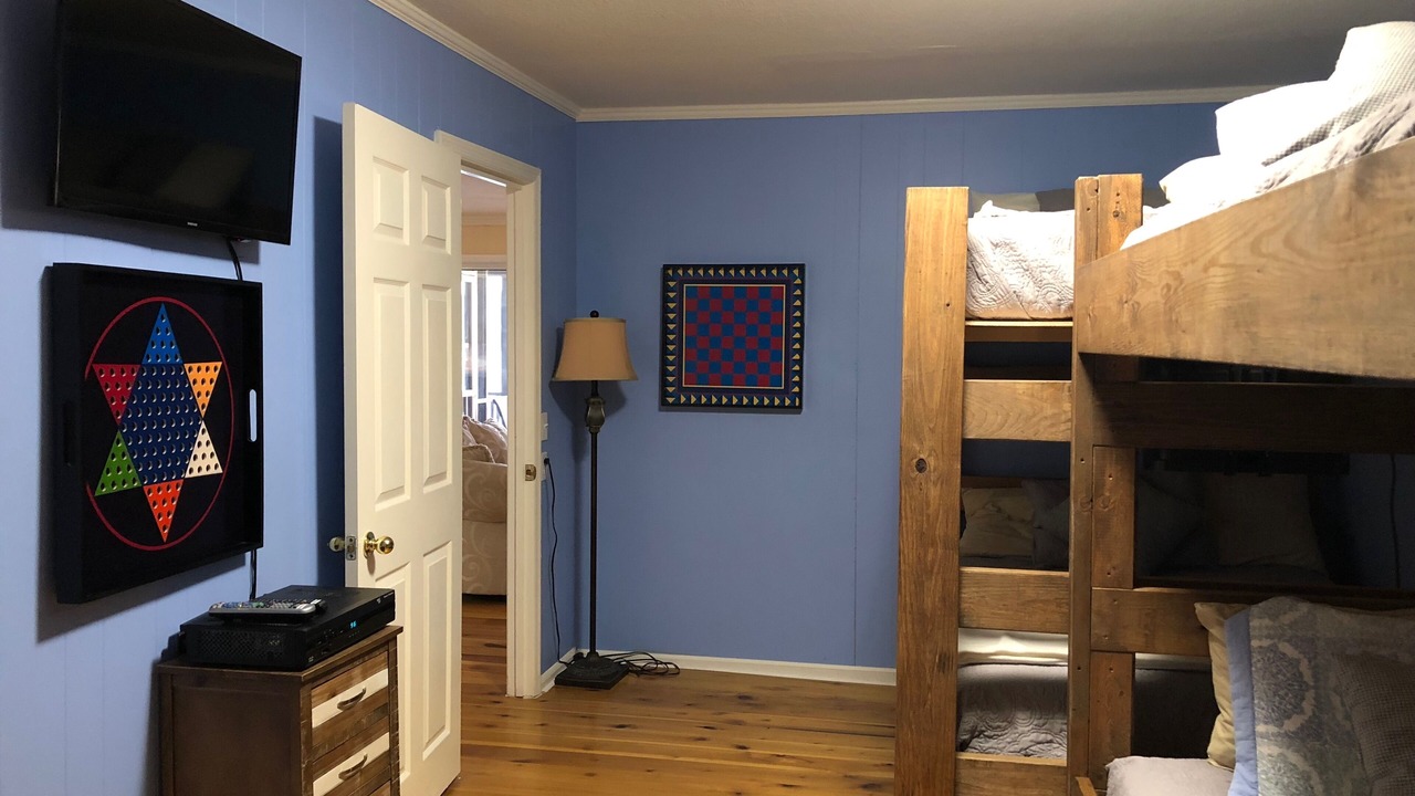 Photo of Bedroom in Jasper