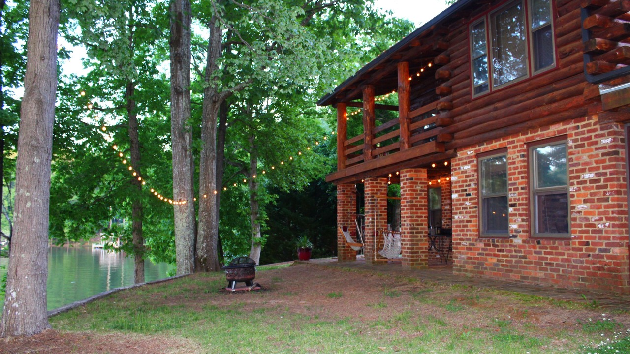 Photo of Outdoor in Bracey