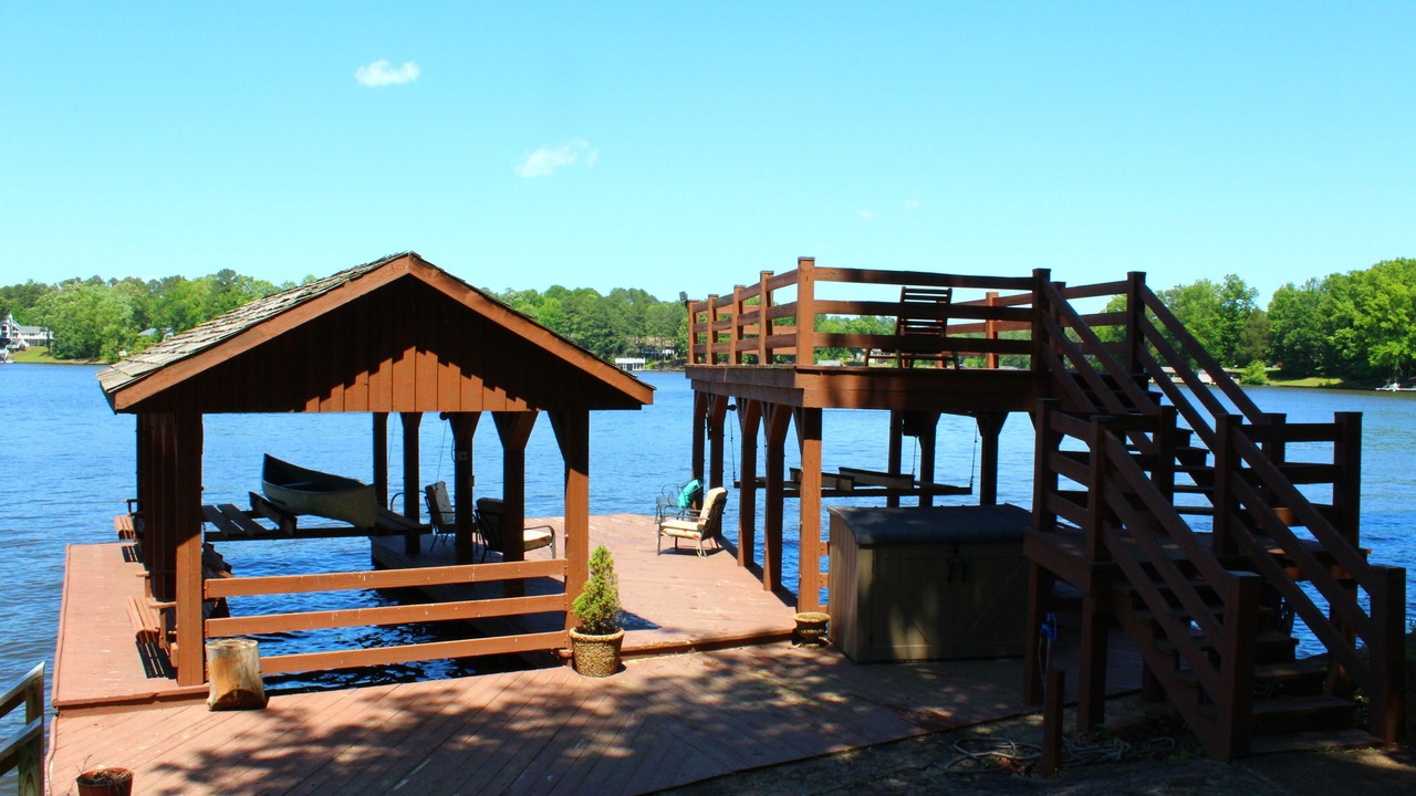 Photo of Outdoor in Bracey