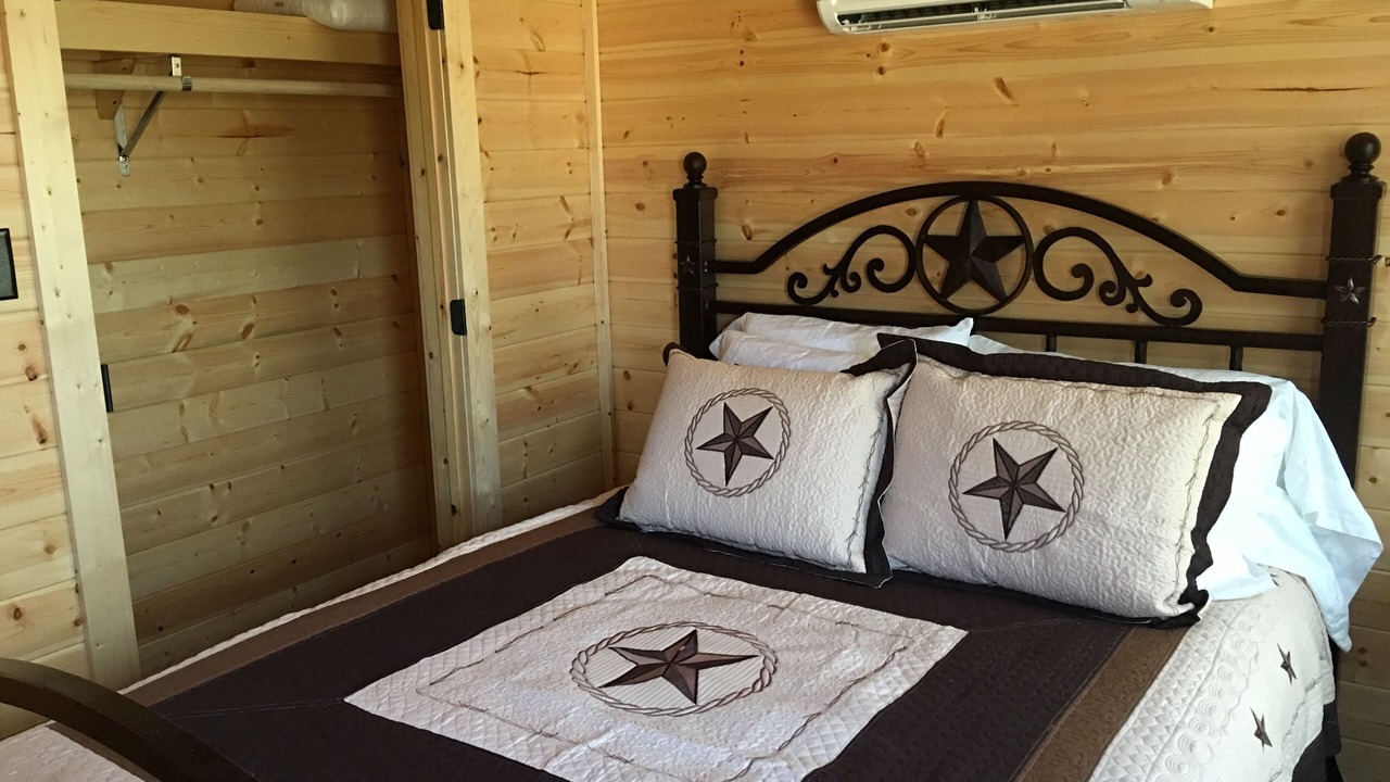 Photo of Bedroom in Hamilton
