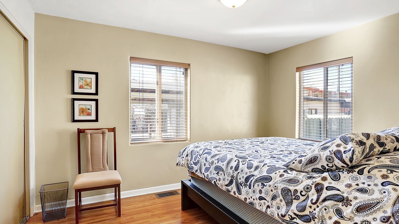 Photo of Bedroom in Highland Business