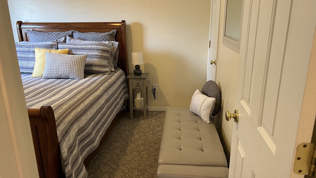 Photo of Others in Franklin to the Fort