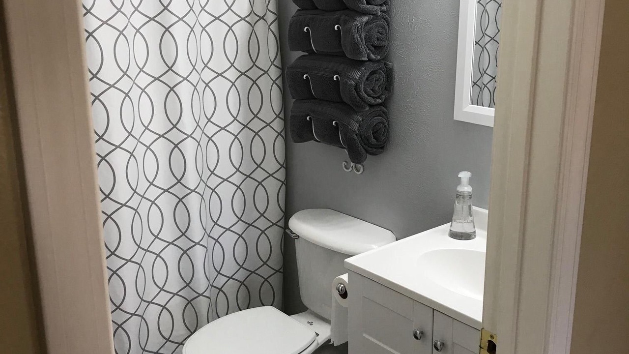 Photo of Bathroom in Franklin to the Fort