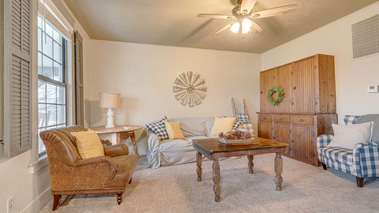 Photo of Livingroom in Ponce De Leon