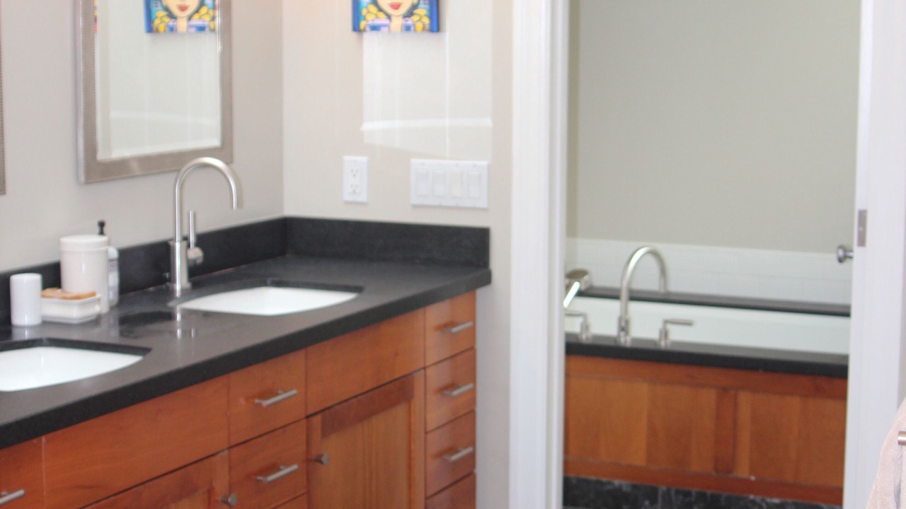 Photo of Bathroom in Marina District