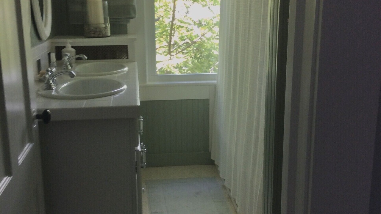 Photo of Bathroom in Lenox
