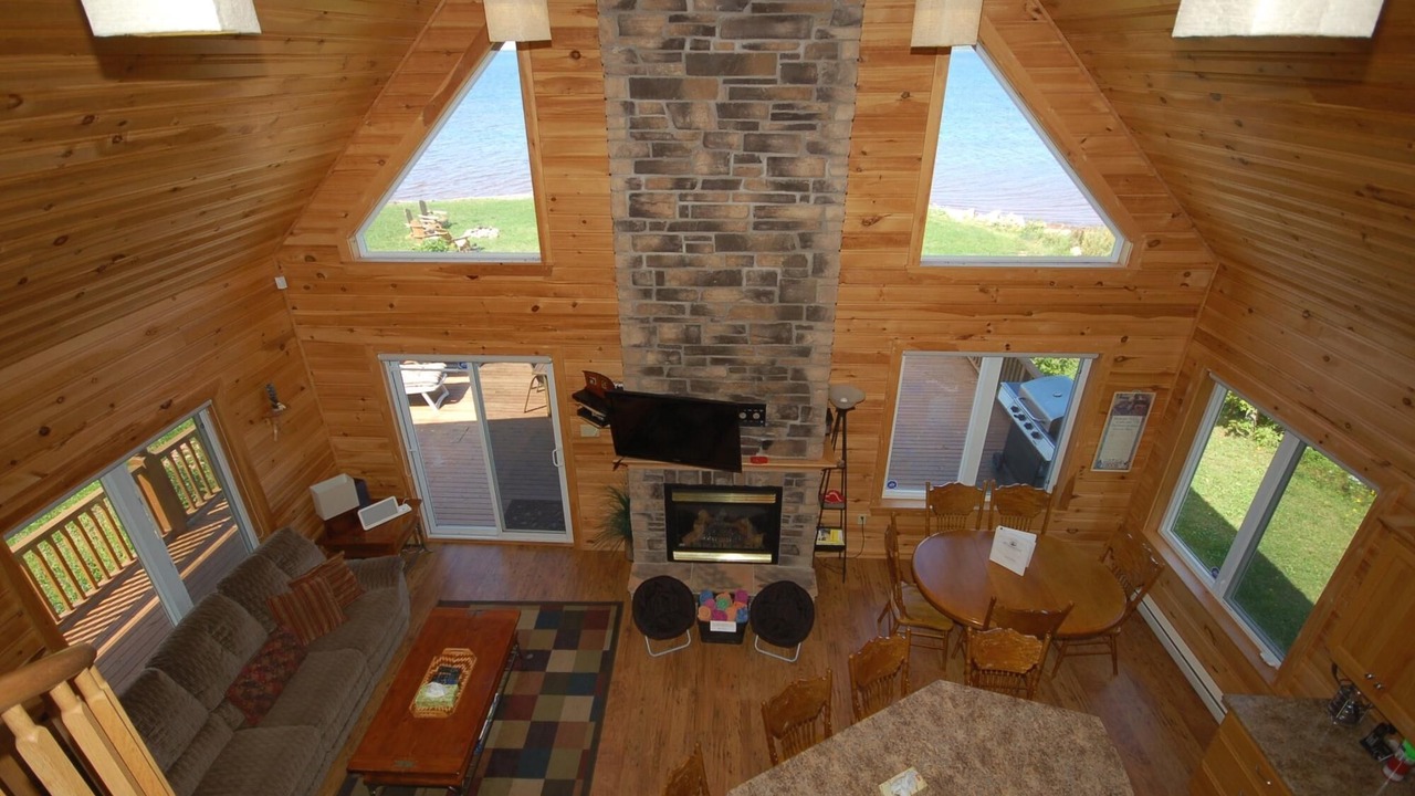Photo of Livingroom in Prince County