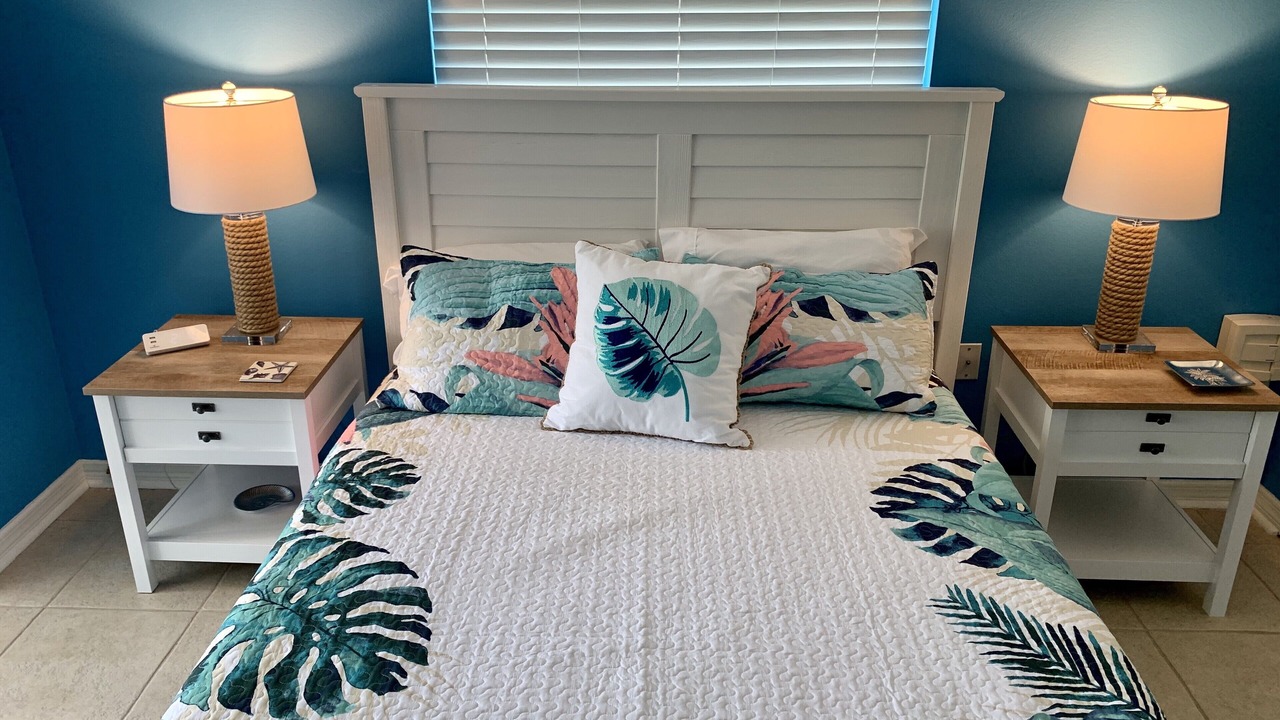 Photo of Bedroom in Lake Shore Estates