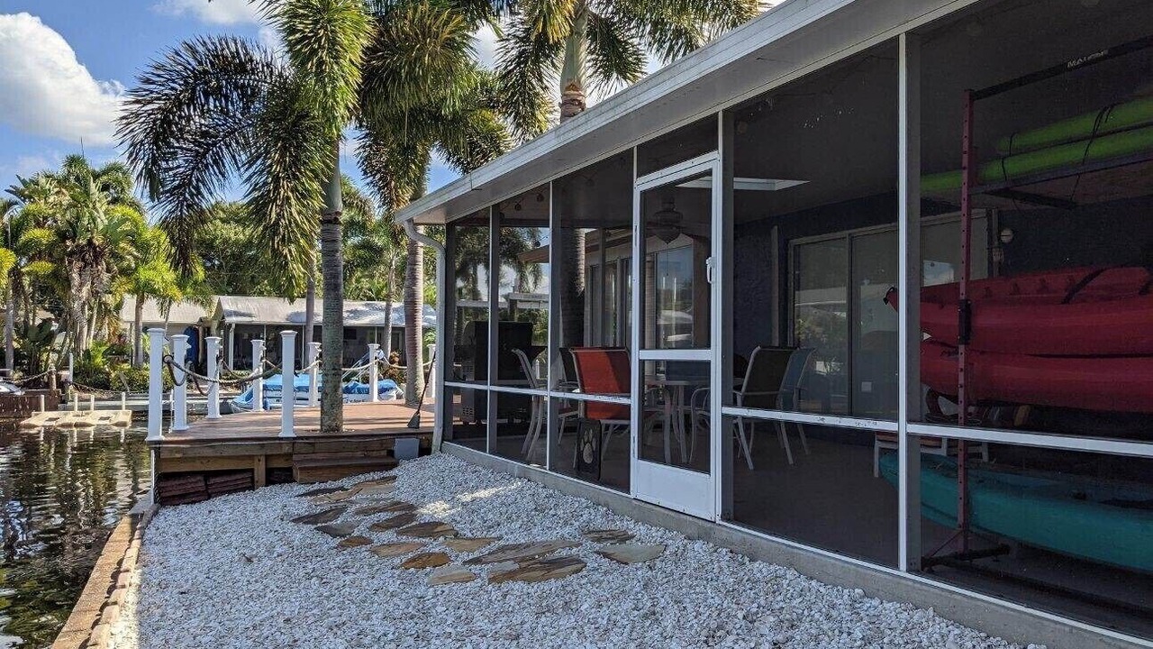 Photo of Outdoor in Lake Shore Estates