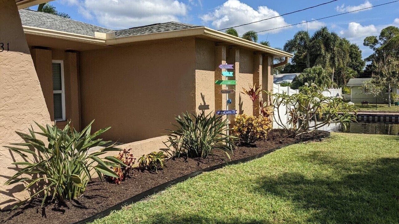 Photo of Outdoor in Lake Shore Estates