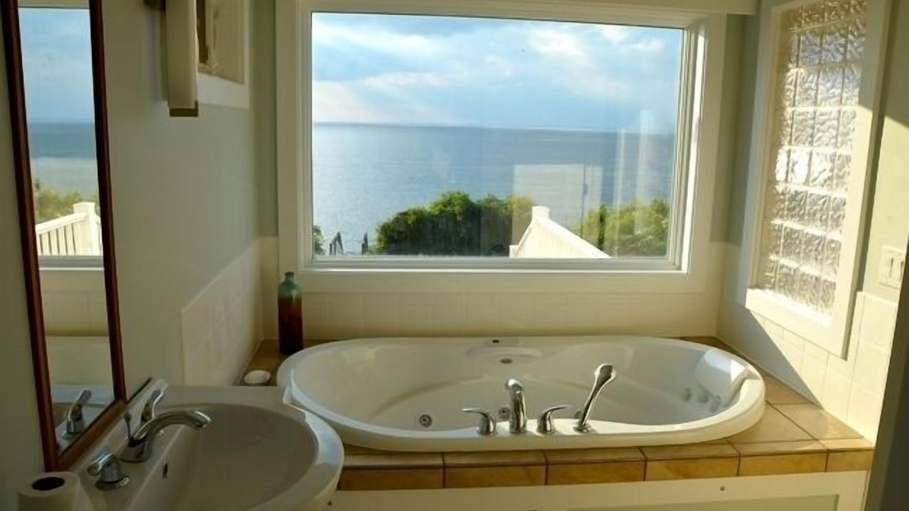 Photo of Bathroom in Greenport West