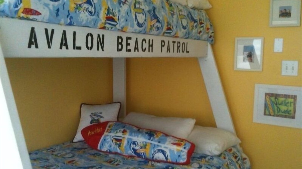 Photo of Bedroom in Avalon