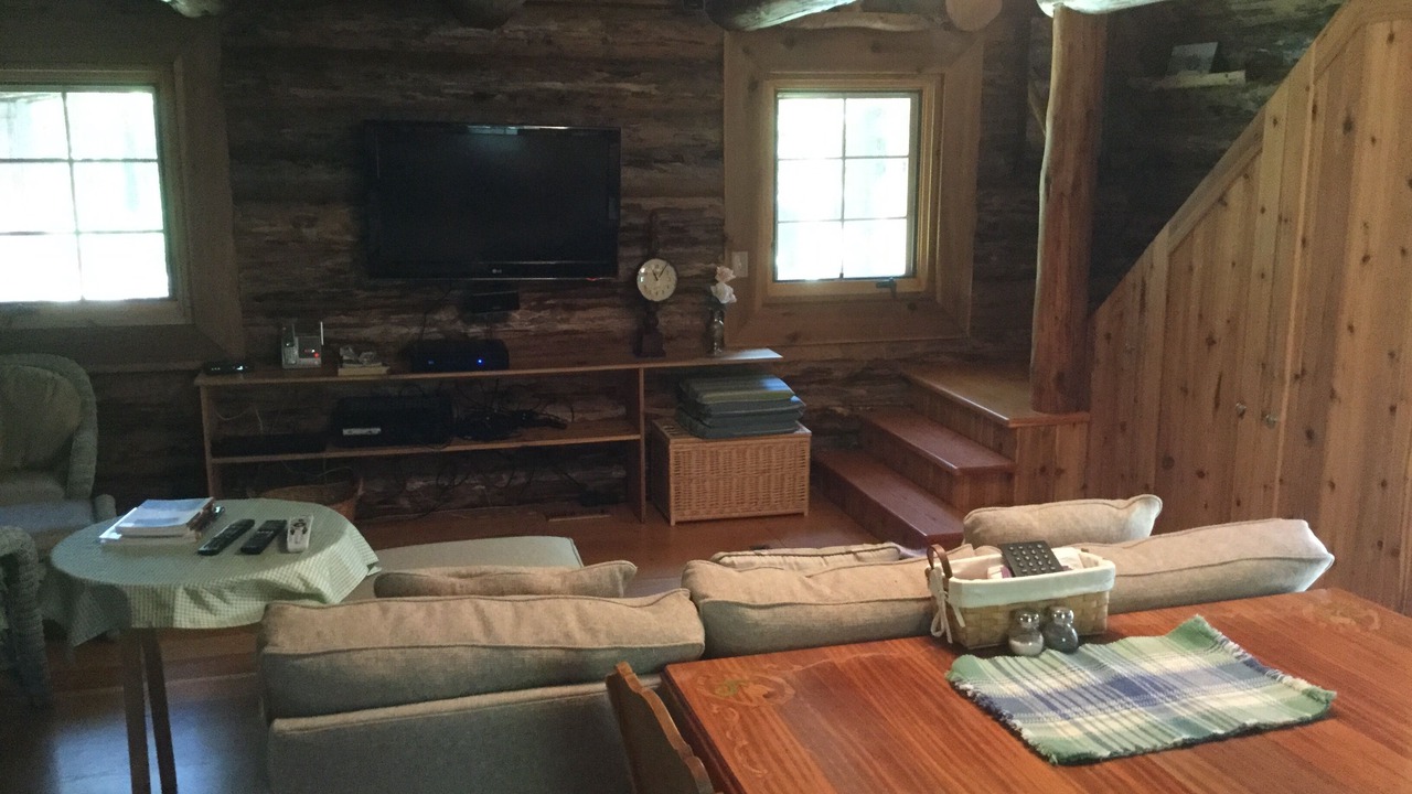 Photo of Bedroom in West Glacier