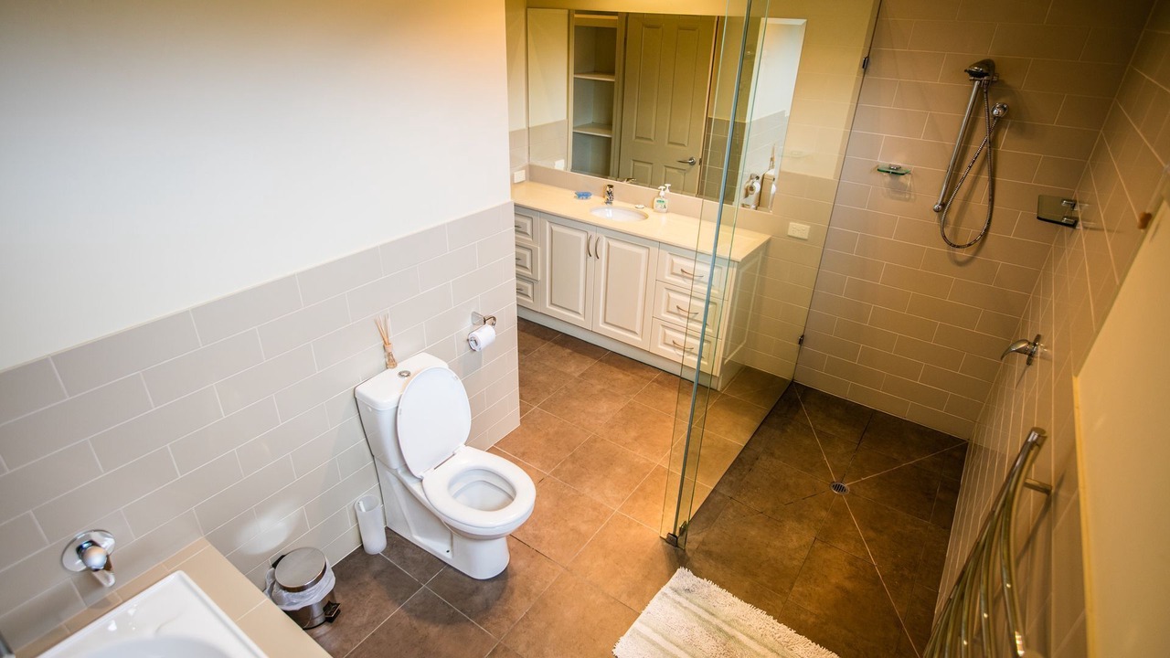 Photo of Bathroom in Apollo Bay
