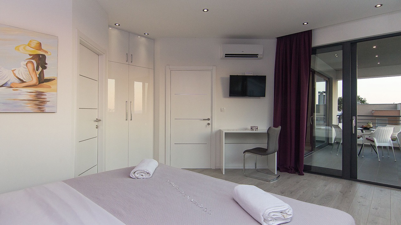 Photo of Bedroom in Bast