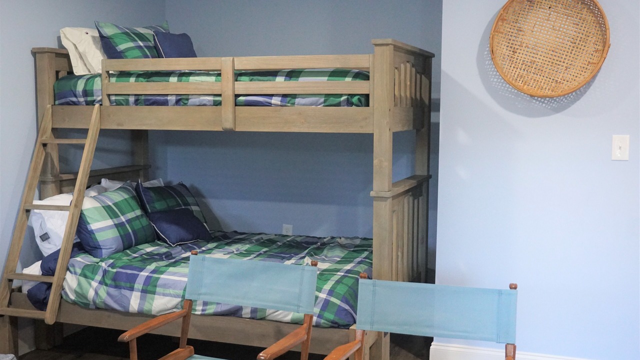 Photo of Bedroom in Pine Knoll Shores