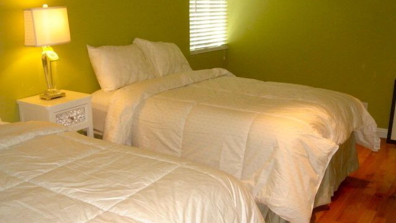 Photo of Bedroom in Hollywood