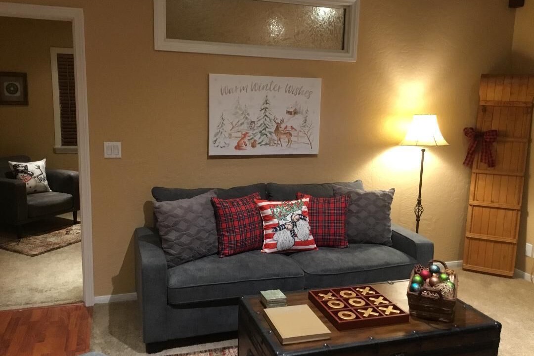 Photo of Livingroom in Fox Farm