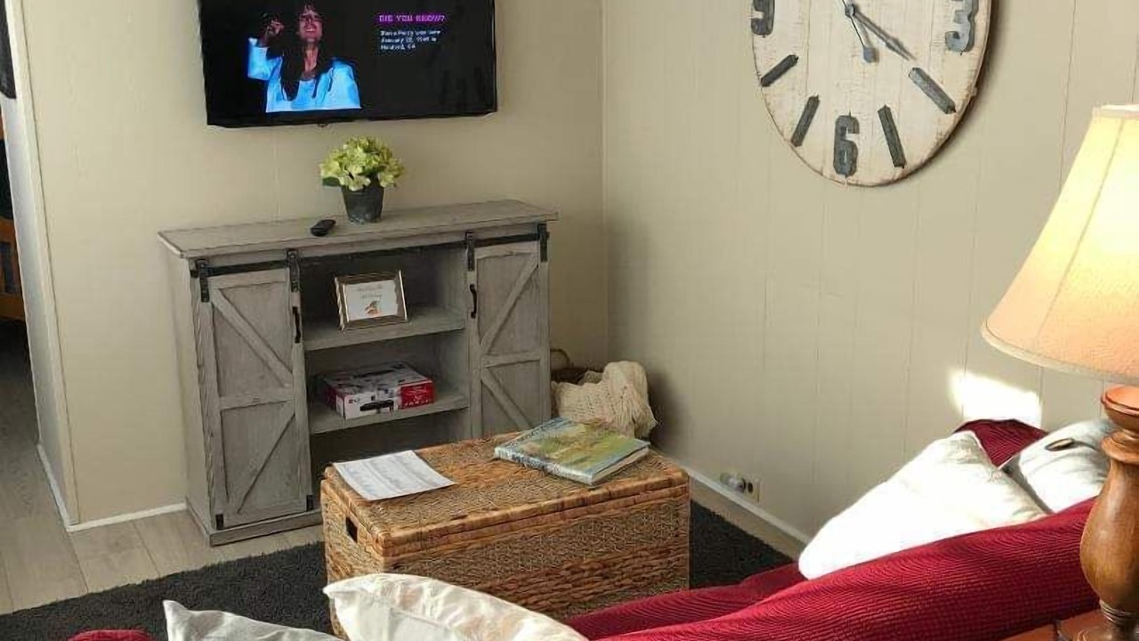Photo of Livingroom in Nettles Island